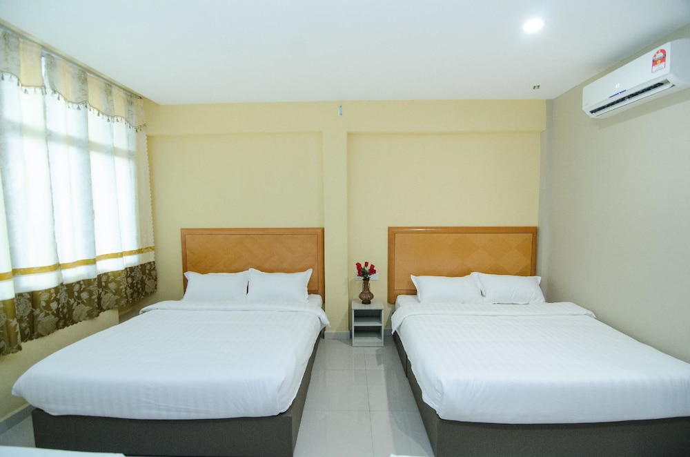 Hotel Raja Bot 9/30