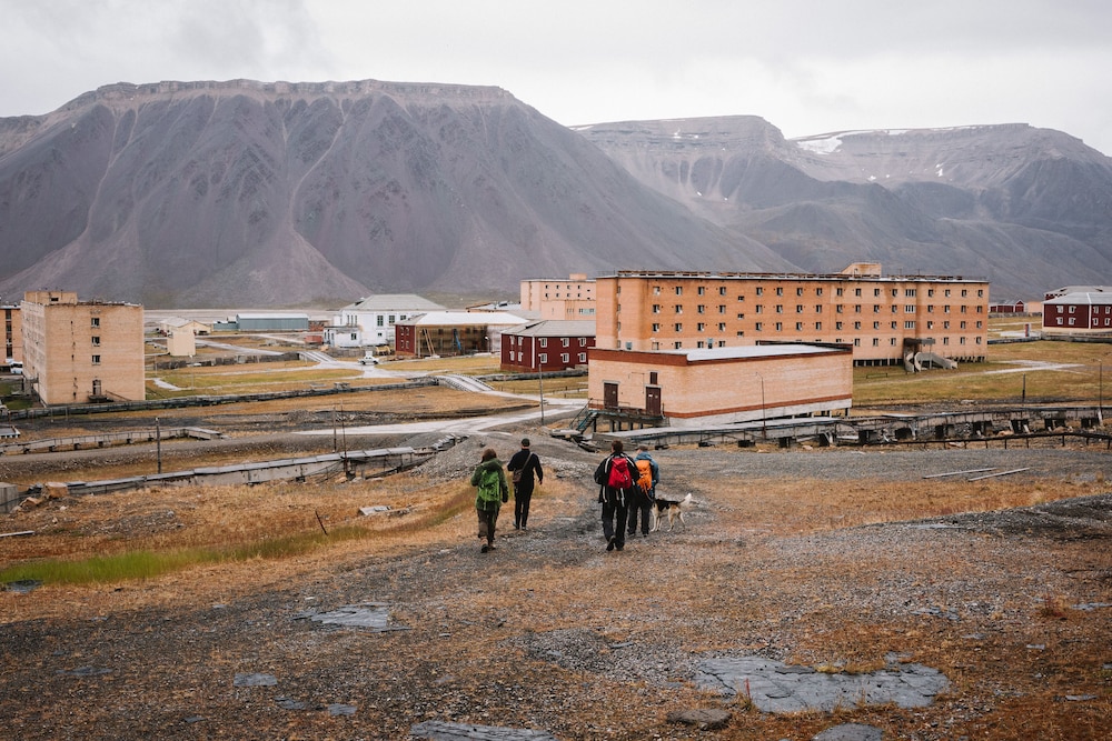 Svalbard Hotell | The Vault 24/30