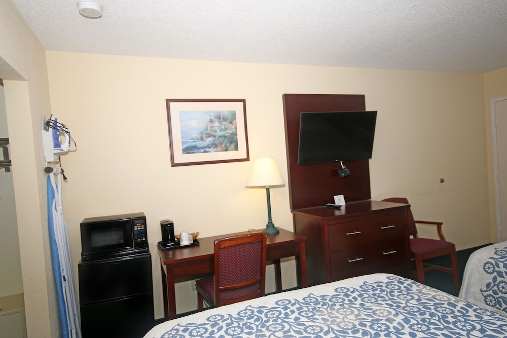 Hamilton Inn Jonesville I-77 21/24