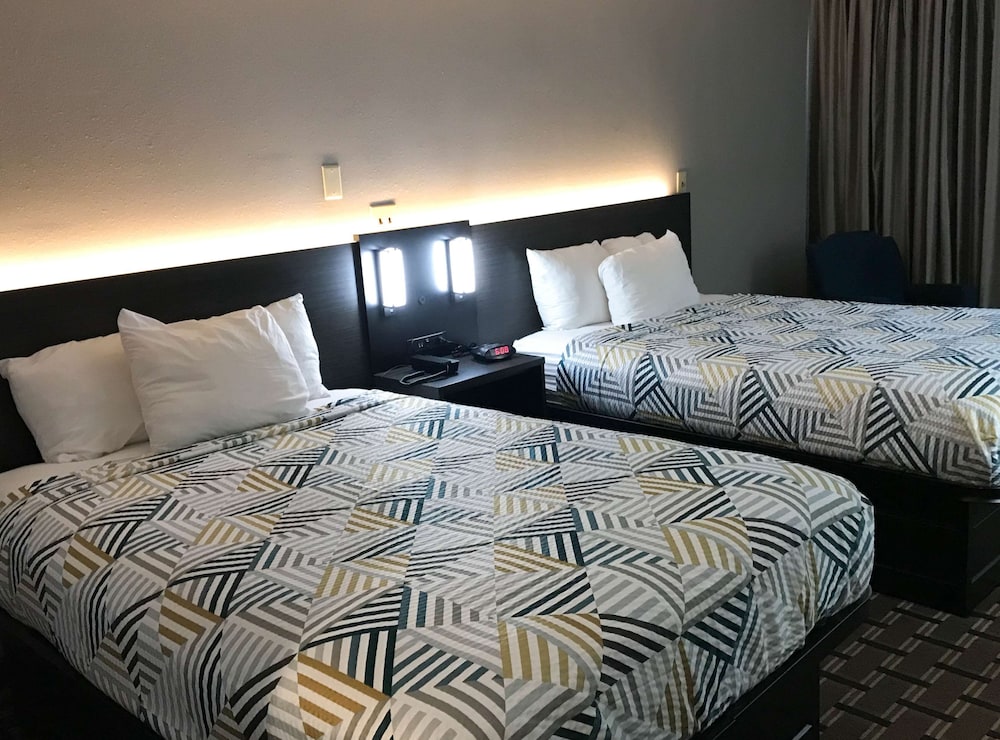 Studio 6 Suites Tupelo MS North 14/37