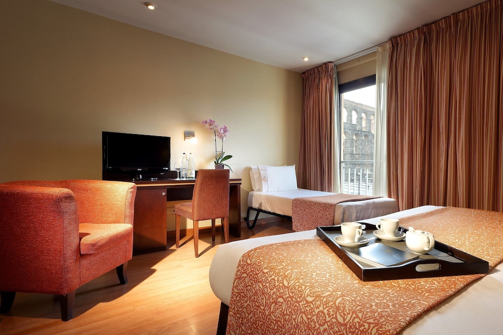 Eurostars Plaza Acueducto 35/59
