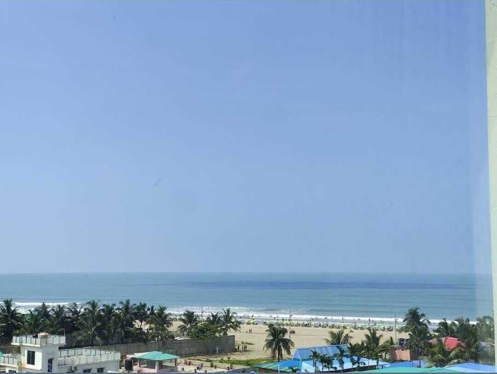 OCEAN PARADISE HOTEL AND RESORT 45/54