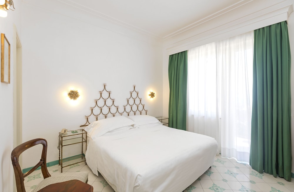 Pazziella Garden & Suites 20/66