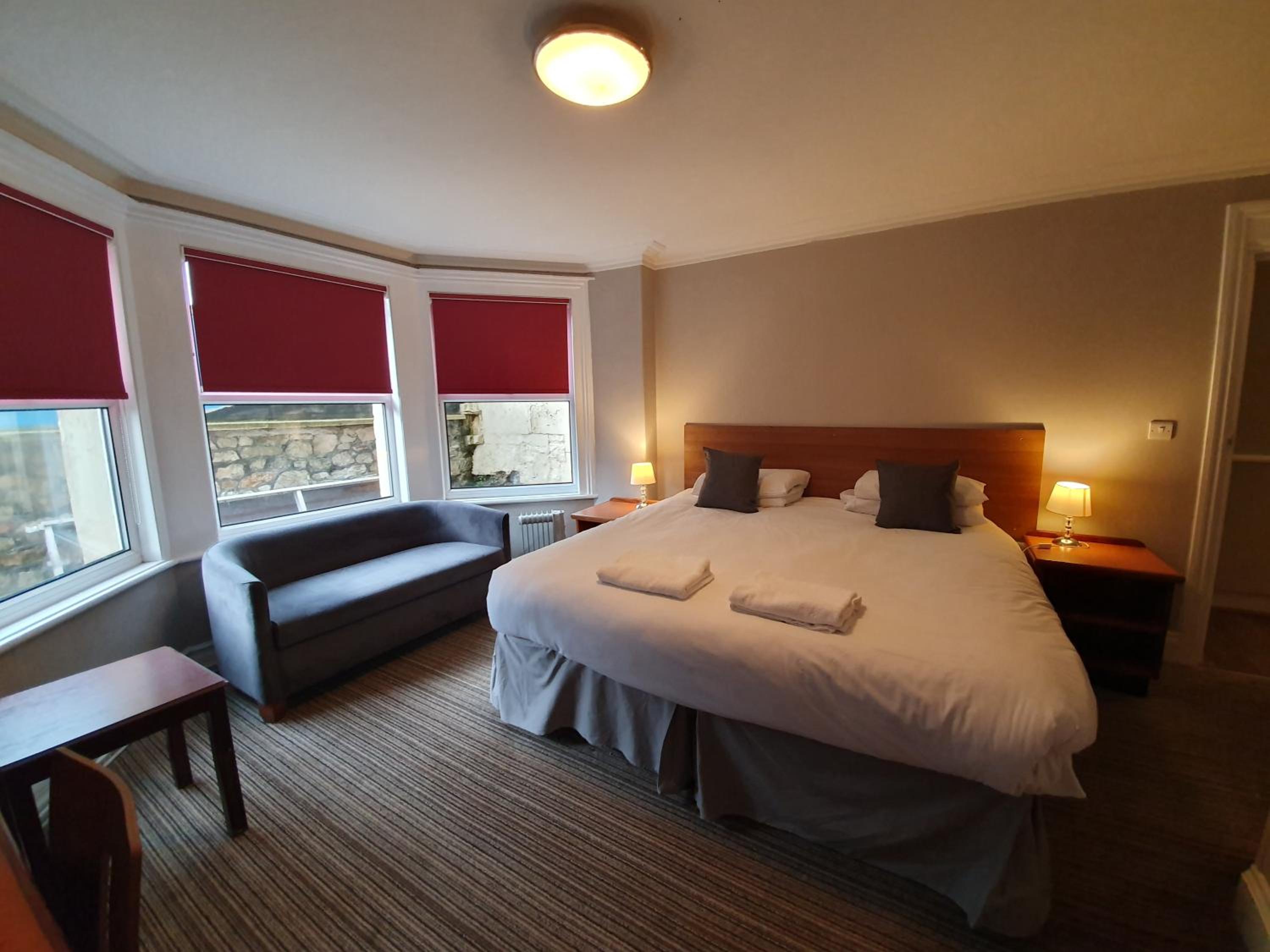 Semi Basement, Double Bed