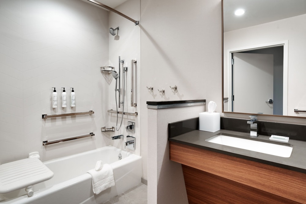 Fairfield Inn & Suites Salt Lake City Cottonwood 38/41