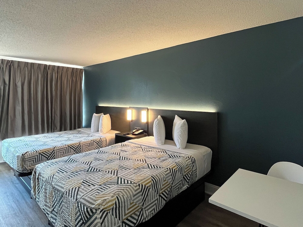 Studio6 Hammond, LA – I12 – I55 22/49
