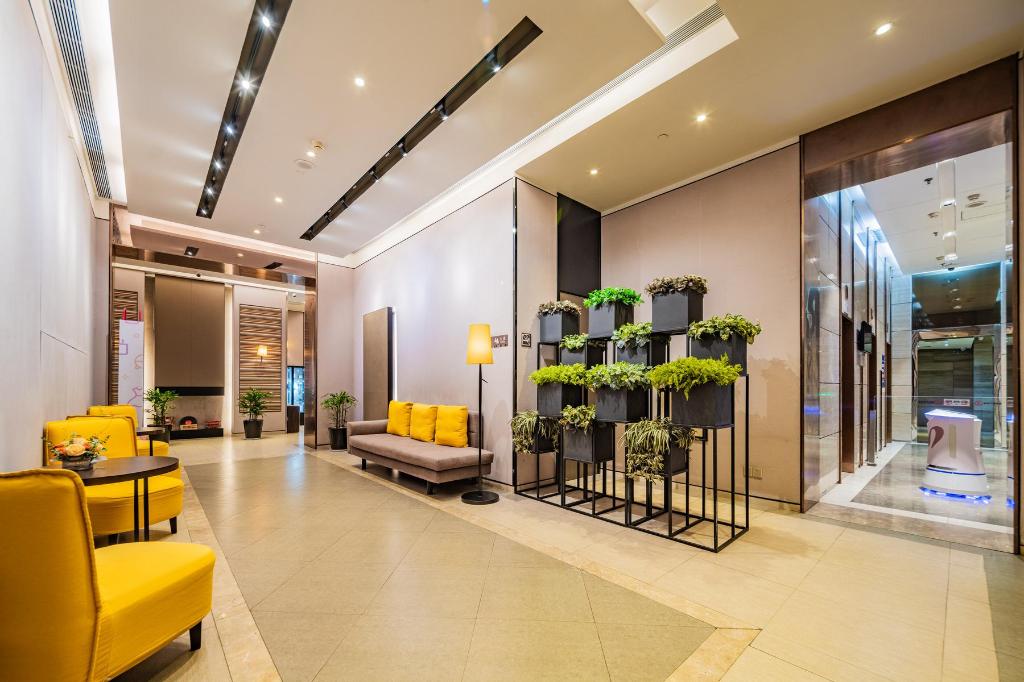 Home Inn Plus (Xi'an High Tech Zone Jinye No. 1 Zhangba No. 4 Subway Station Store) 47/58