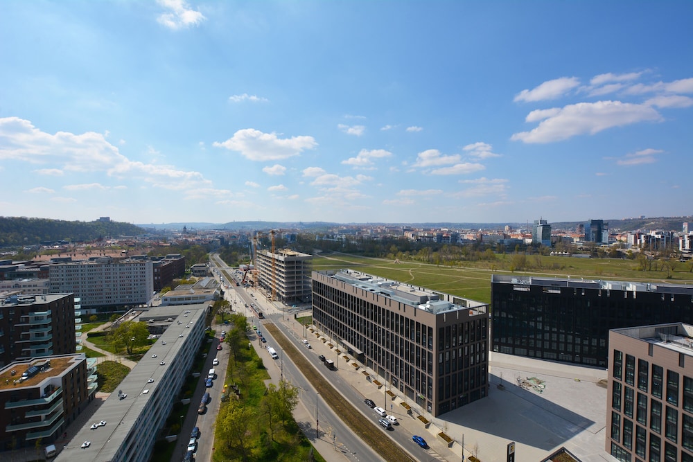 Olympik Hotel 64/68