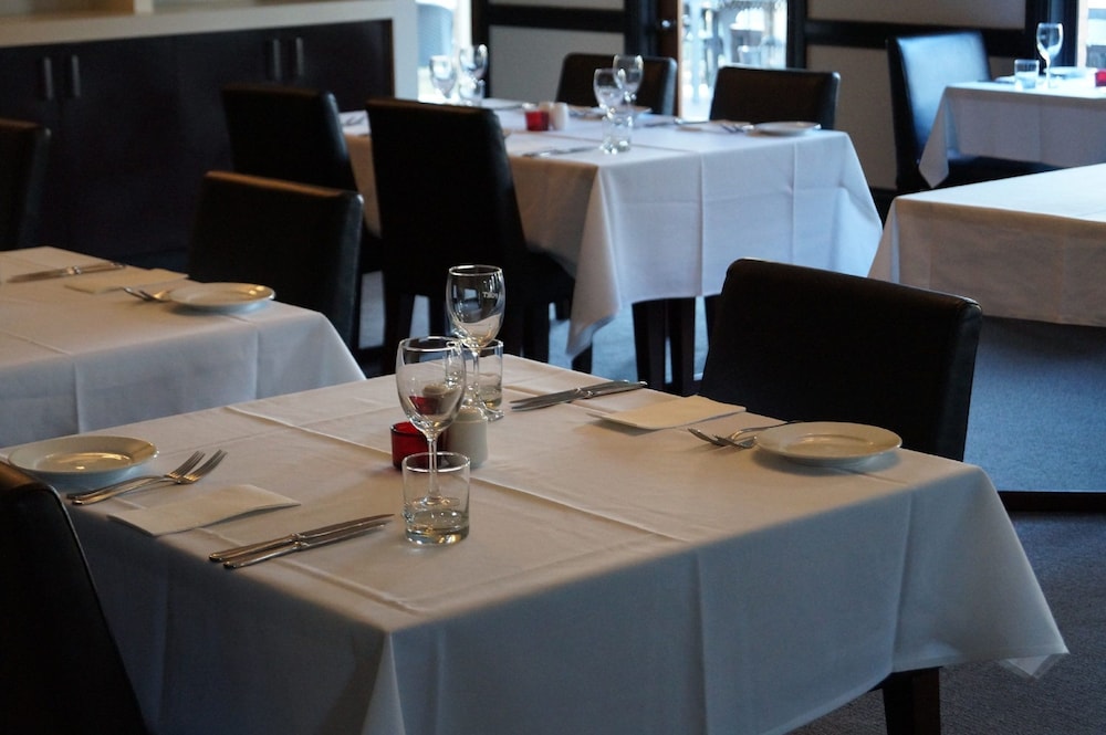 MERCURE PORT OF ECHUCA 40/60