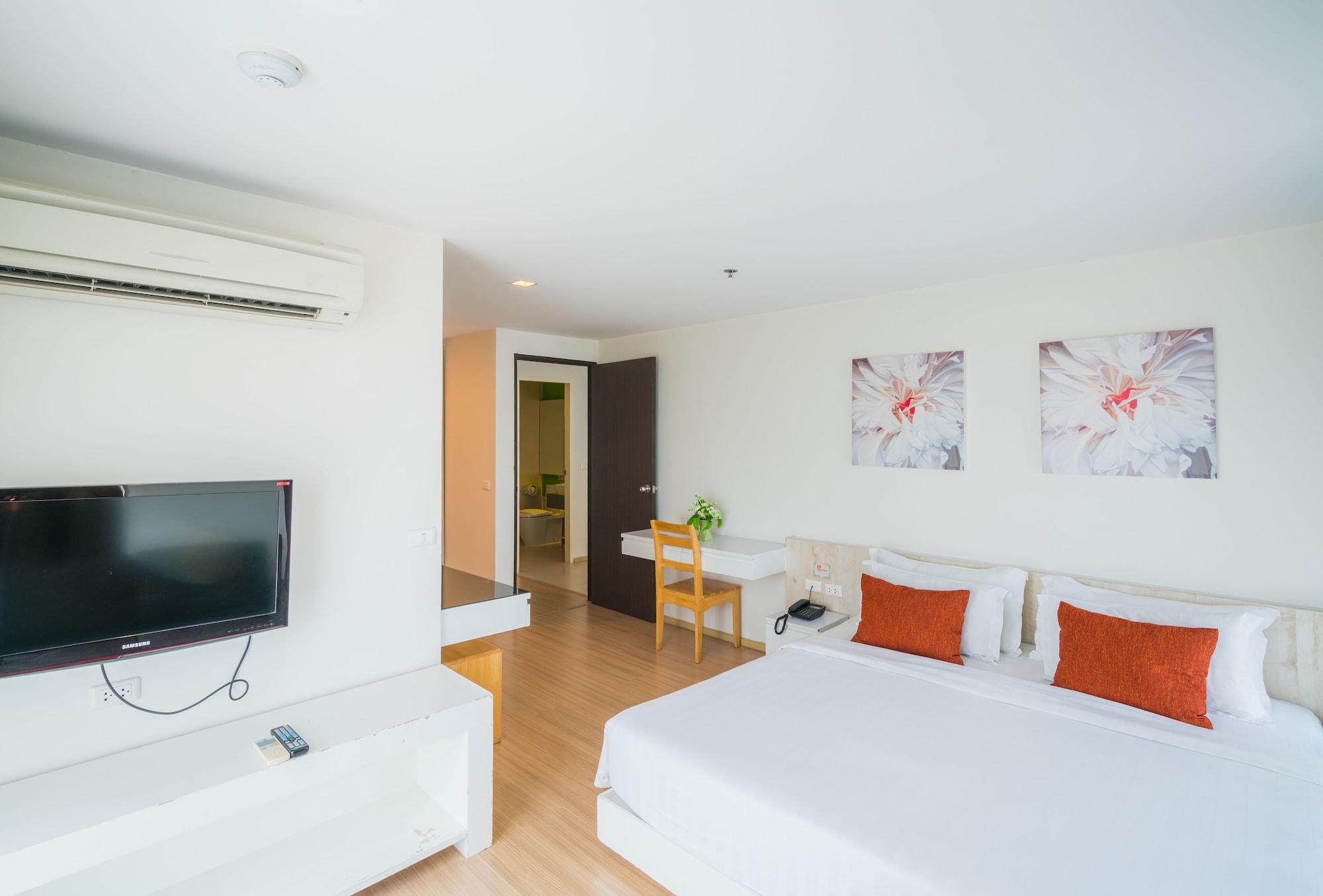 rooms