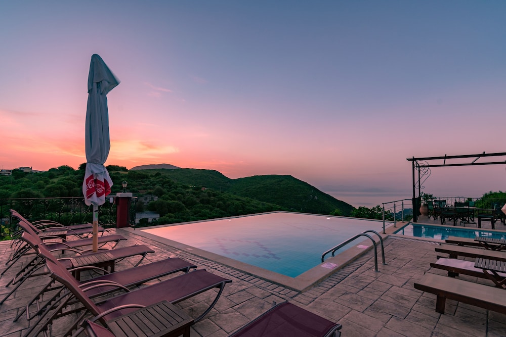 Sokraki Villas 42/50