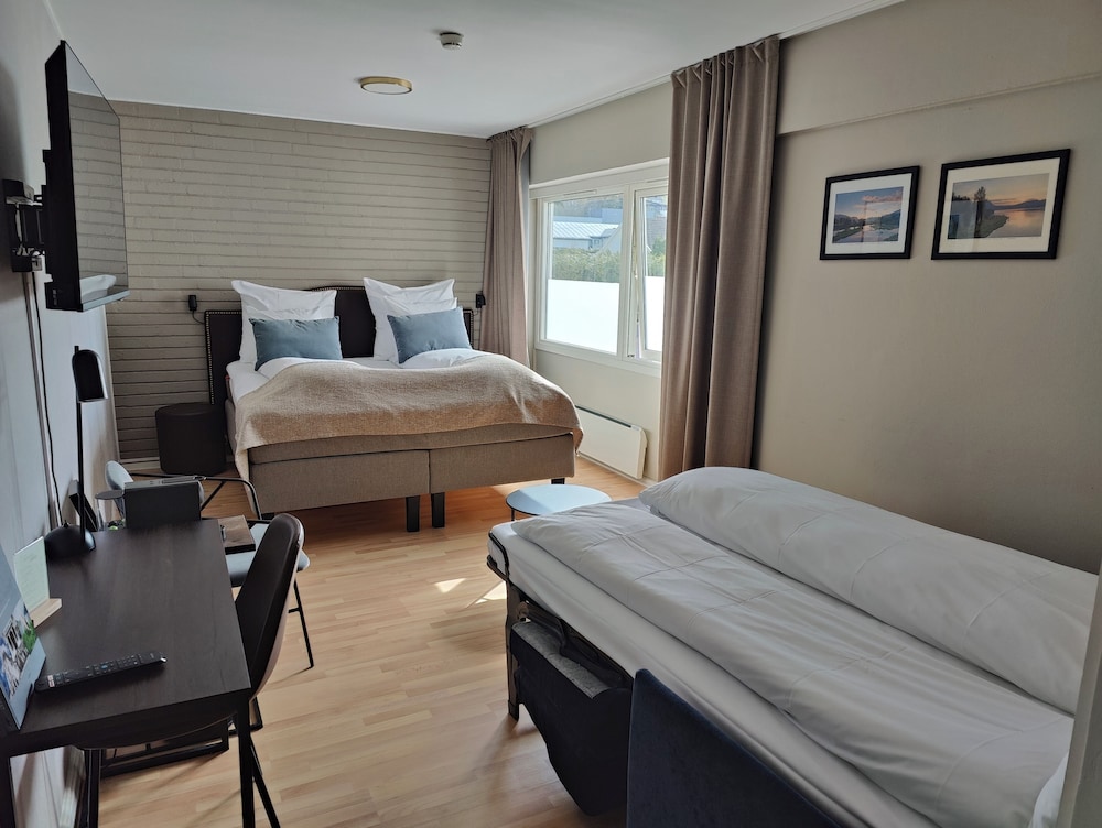 Gloppen Hotel by Classic Norway Hotels 9/50