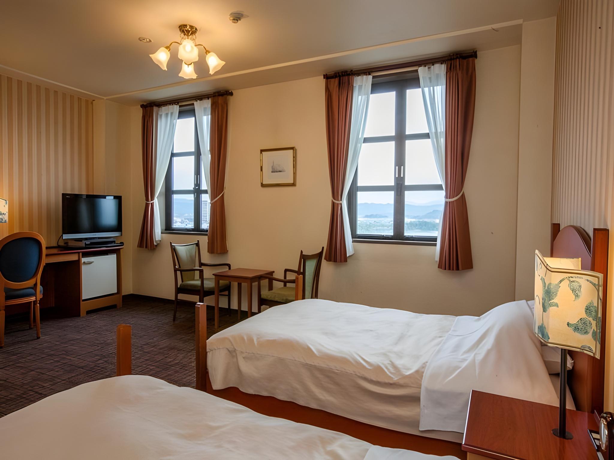 Room, Twin Beds