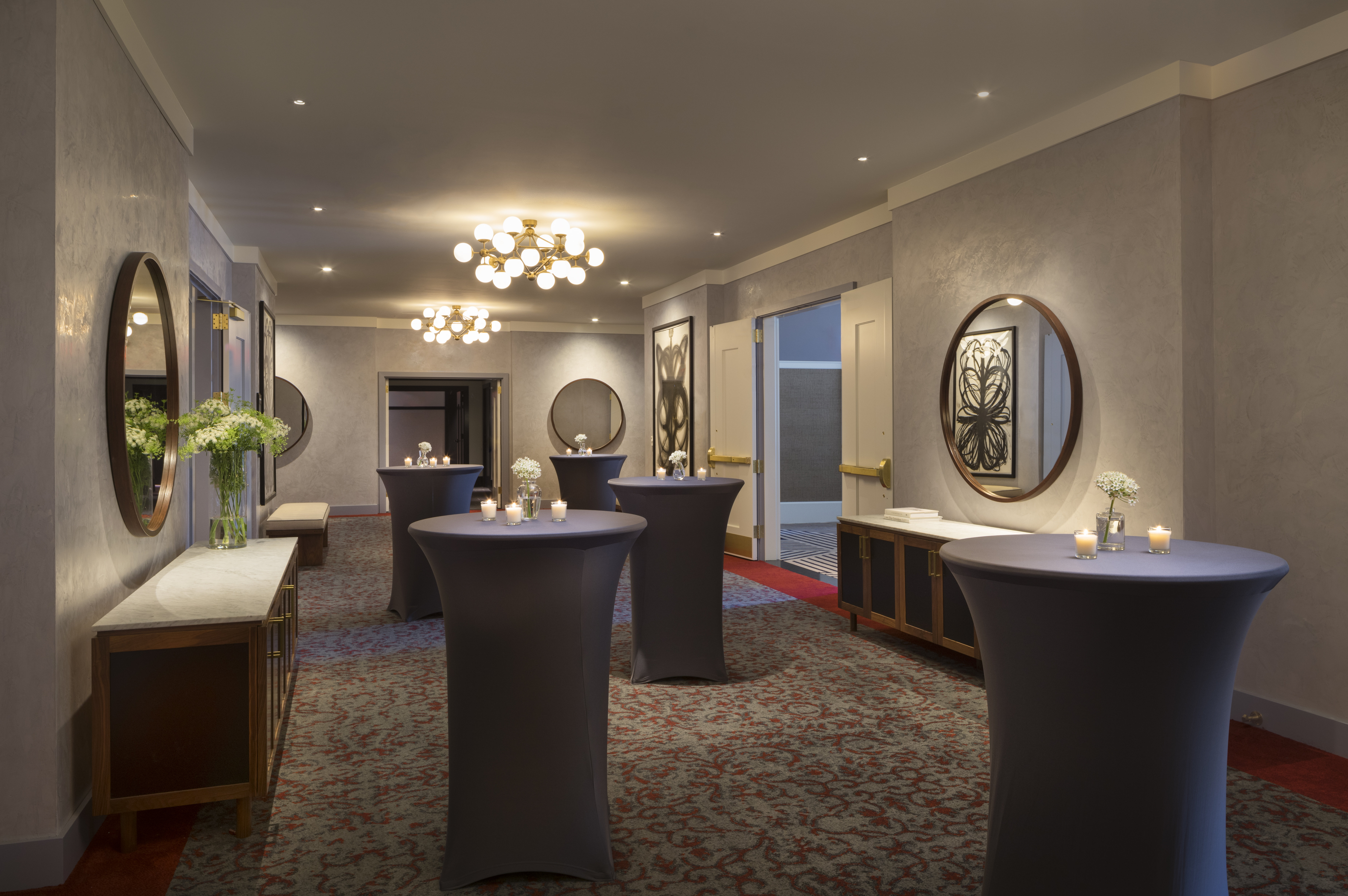 Kimpton Journeyman Hotel 8/80