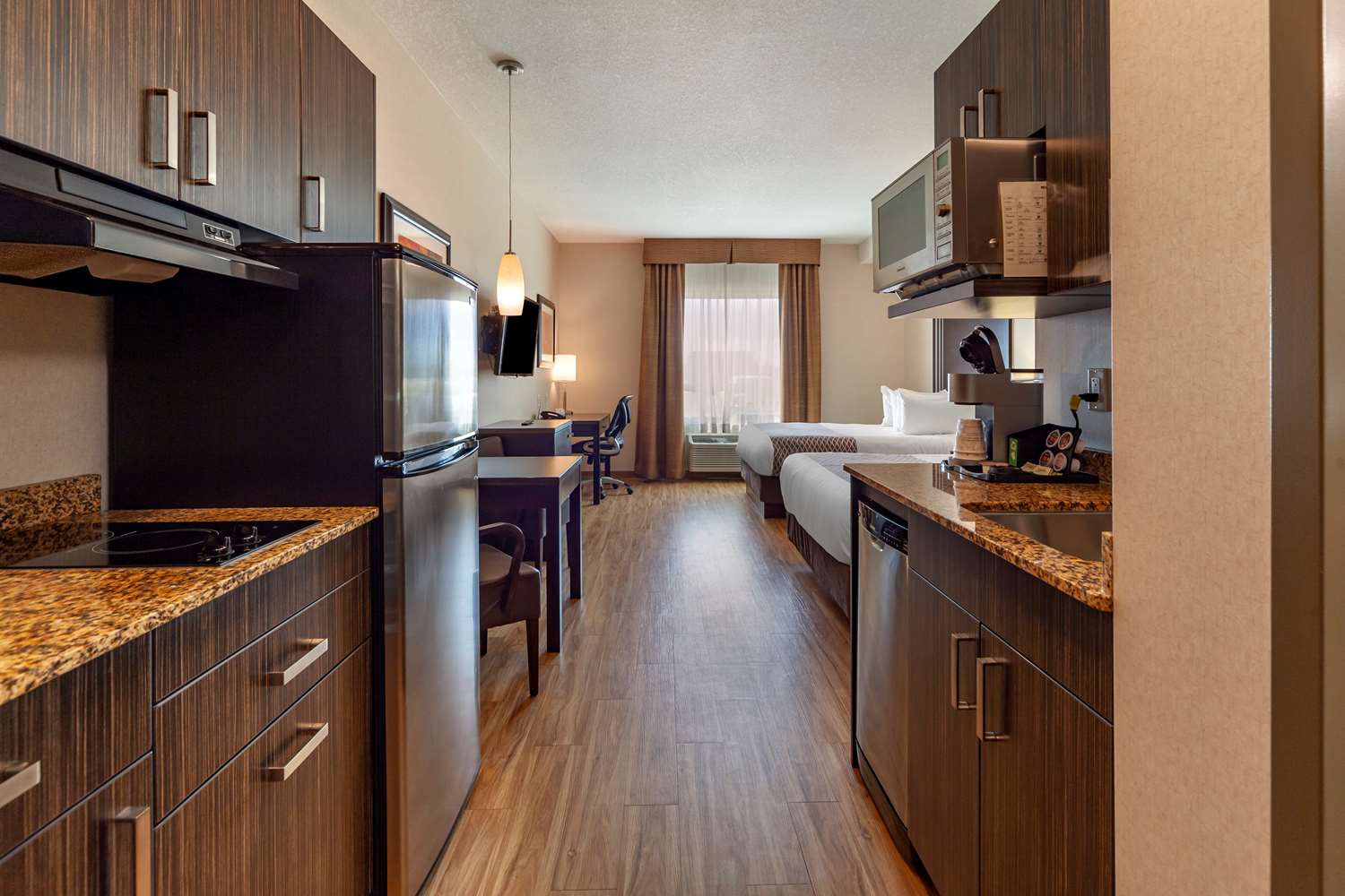 Best Western Plus Drayton Valley All Suites 14/41