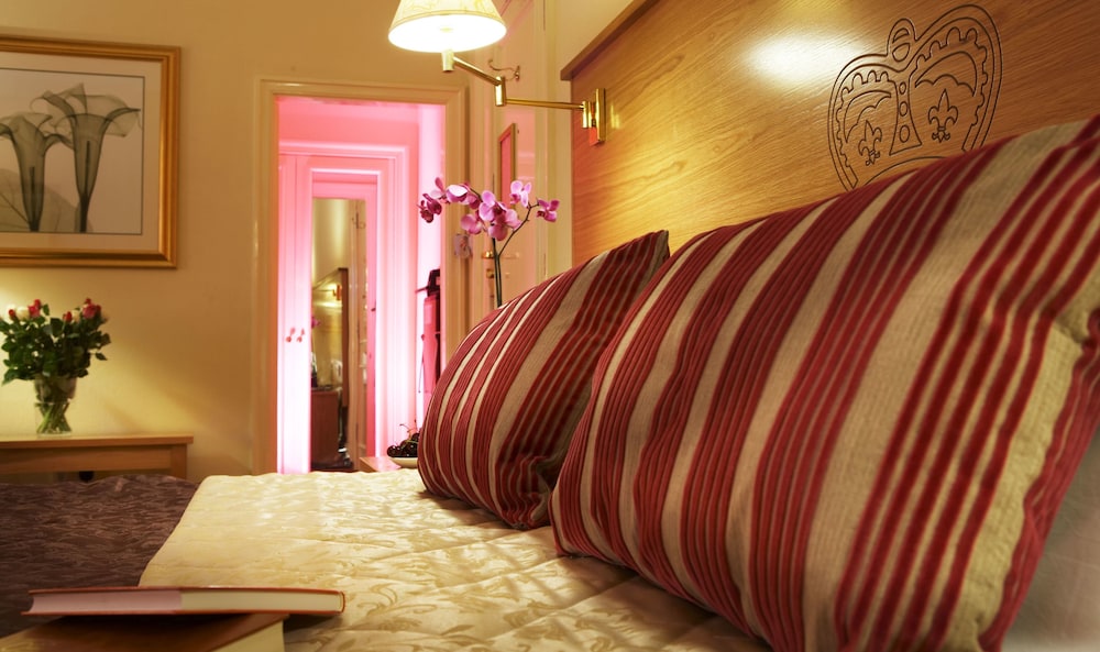 Crown Spa Hotel Scarborough 44/68