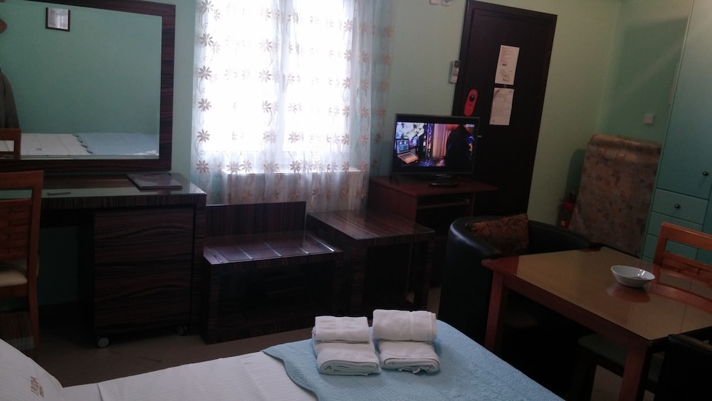 Irida Resort Suites 48/78