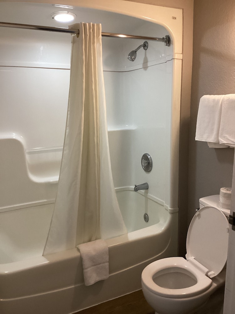 Motel6 San Dimas, CA - Los Angeles 40/46