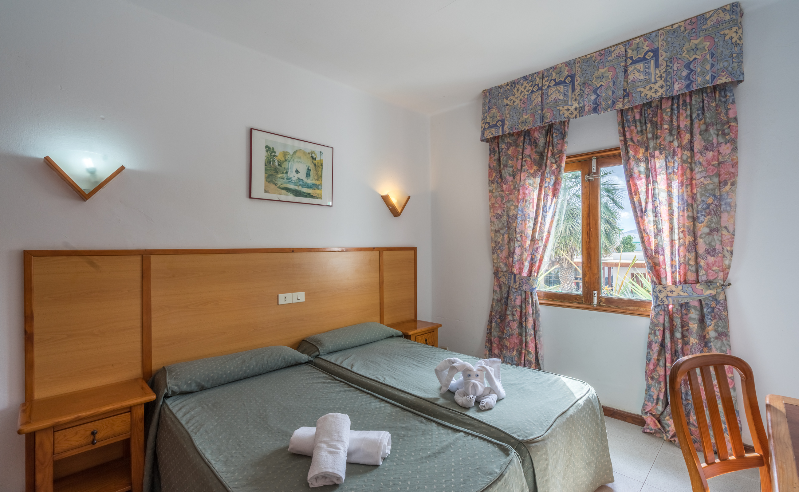 2 BEDROOMS, APARTMENT