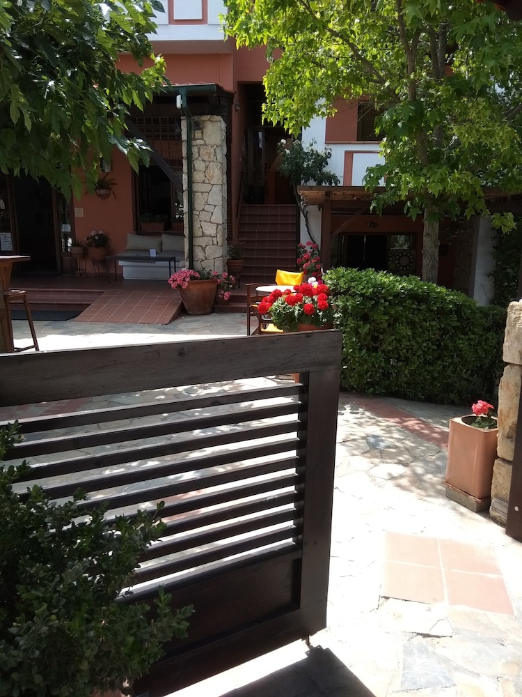 Ammon Garden Hotel 写真5