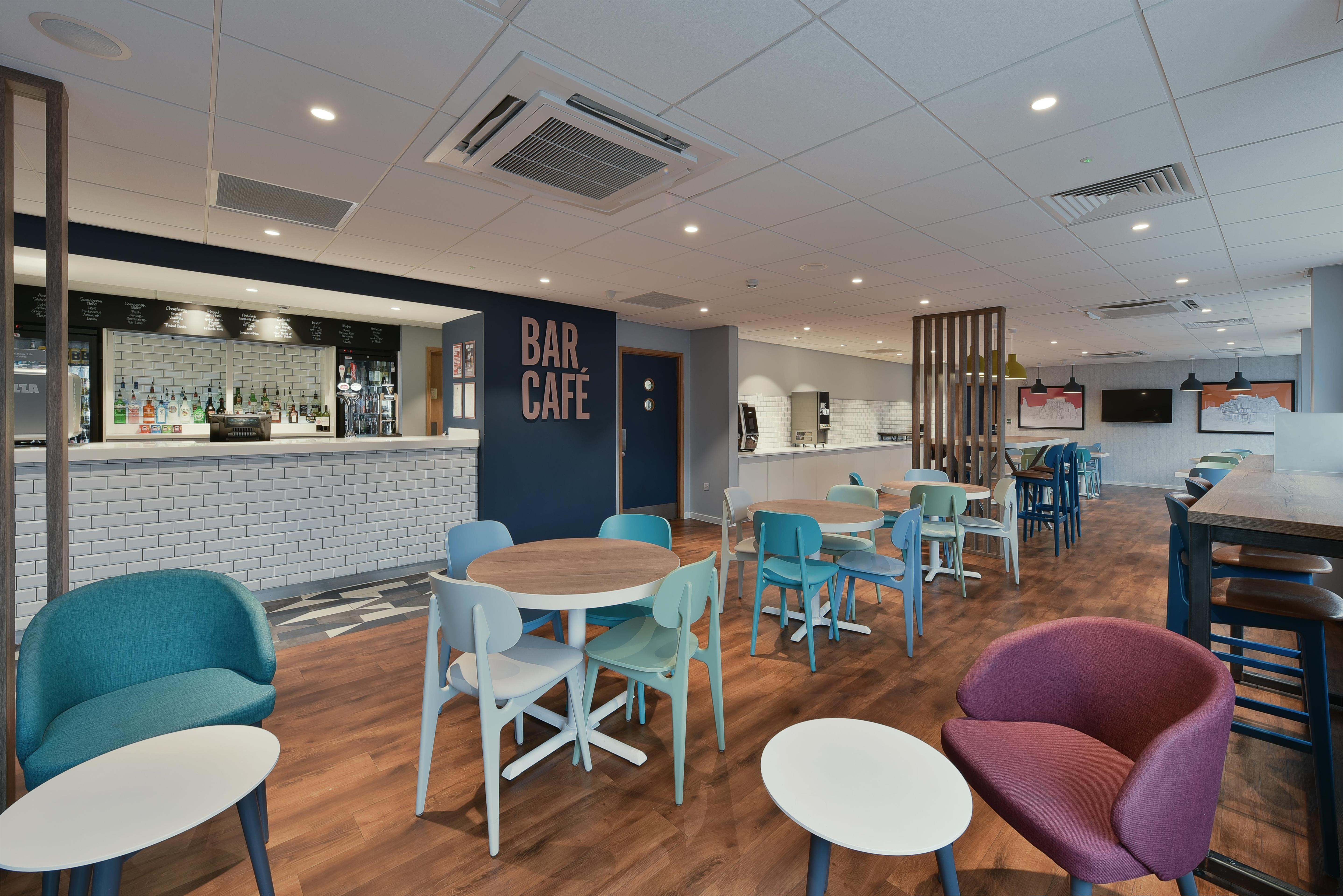 Travelodge Southampton Central 25/34