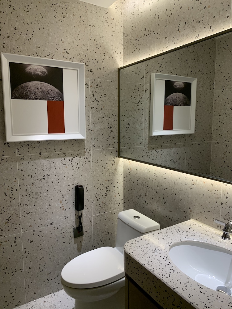 Hankou Kingdom Hotel 45/50