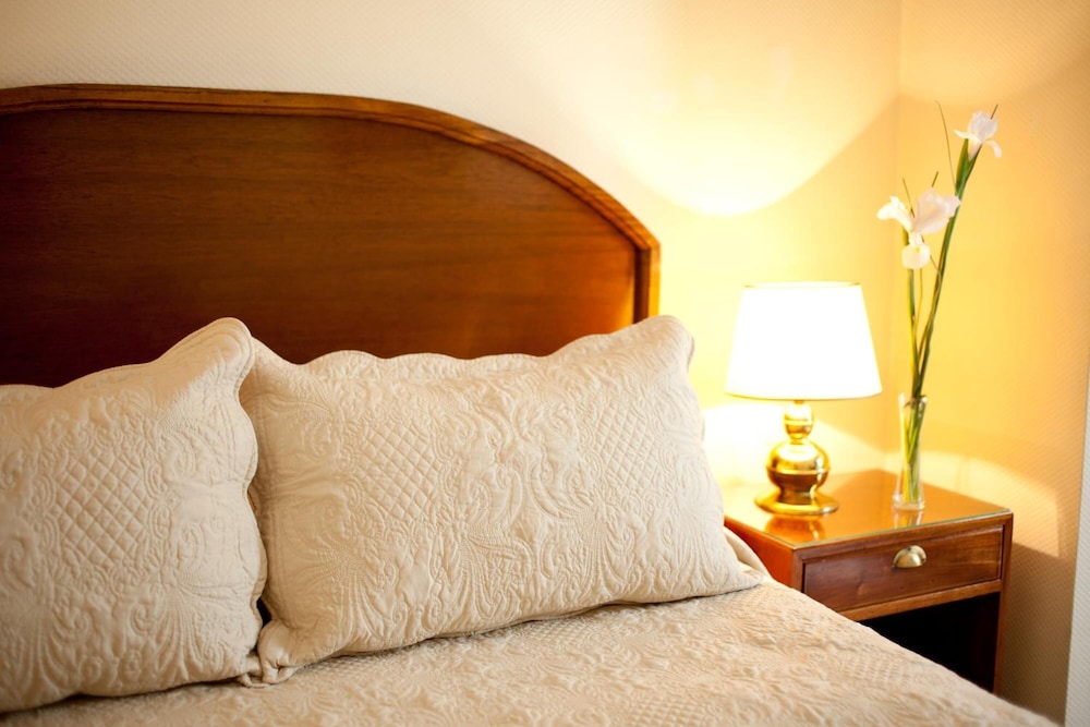 Hotel Centro Naval 13/36
