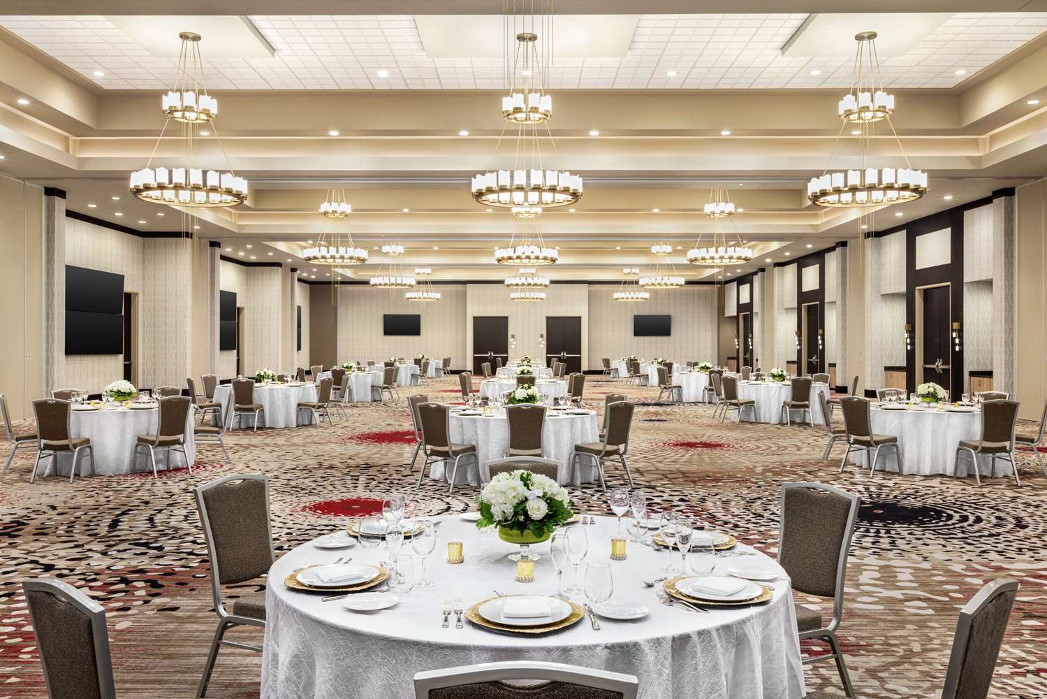 Embassy Suites by Hilton Round Rock 43/63