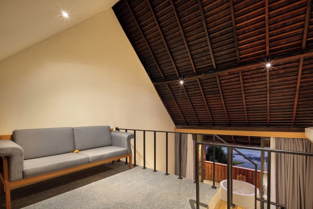 Canggu Cabana Beach Resort by Ini Vie Hospitality 47/64