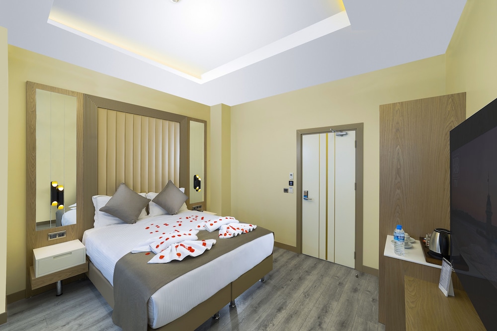 Brako Hotel 10/43