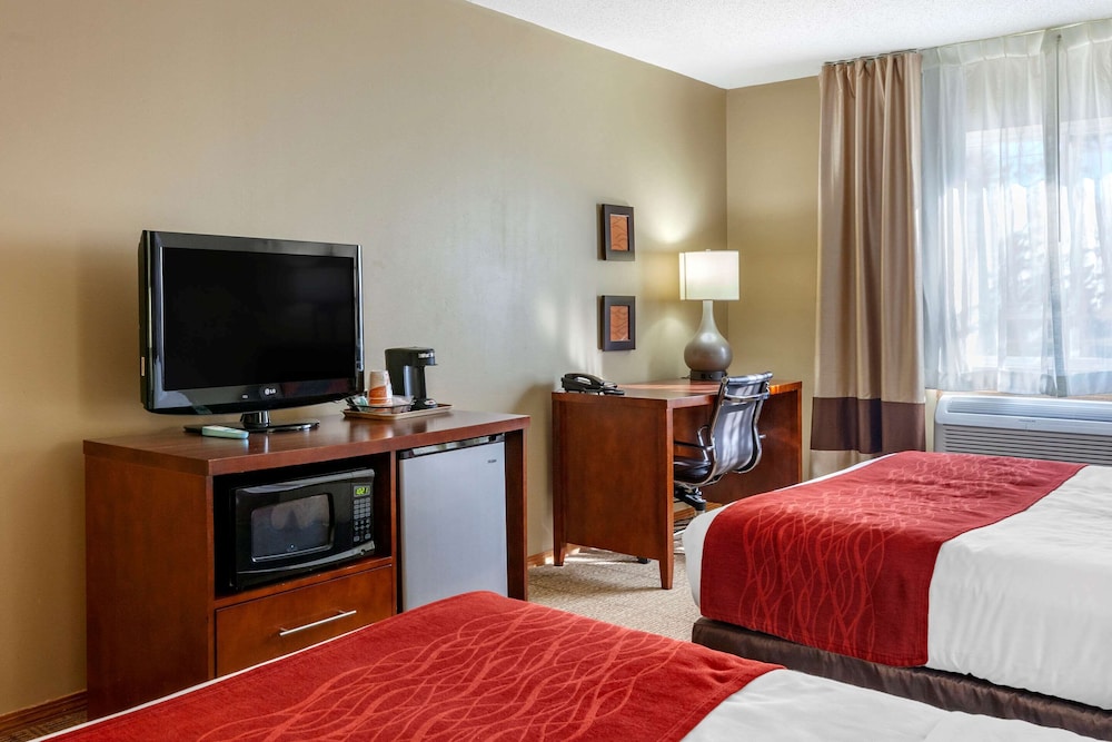 Comfort Inn Rhinelander 6/30