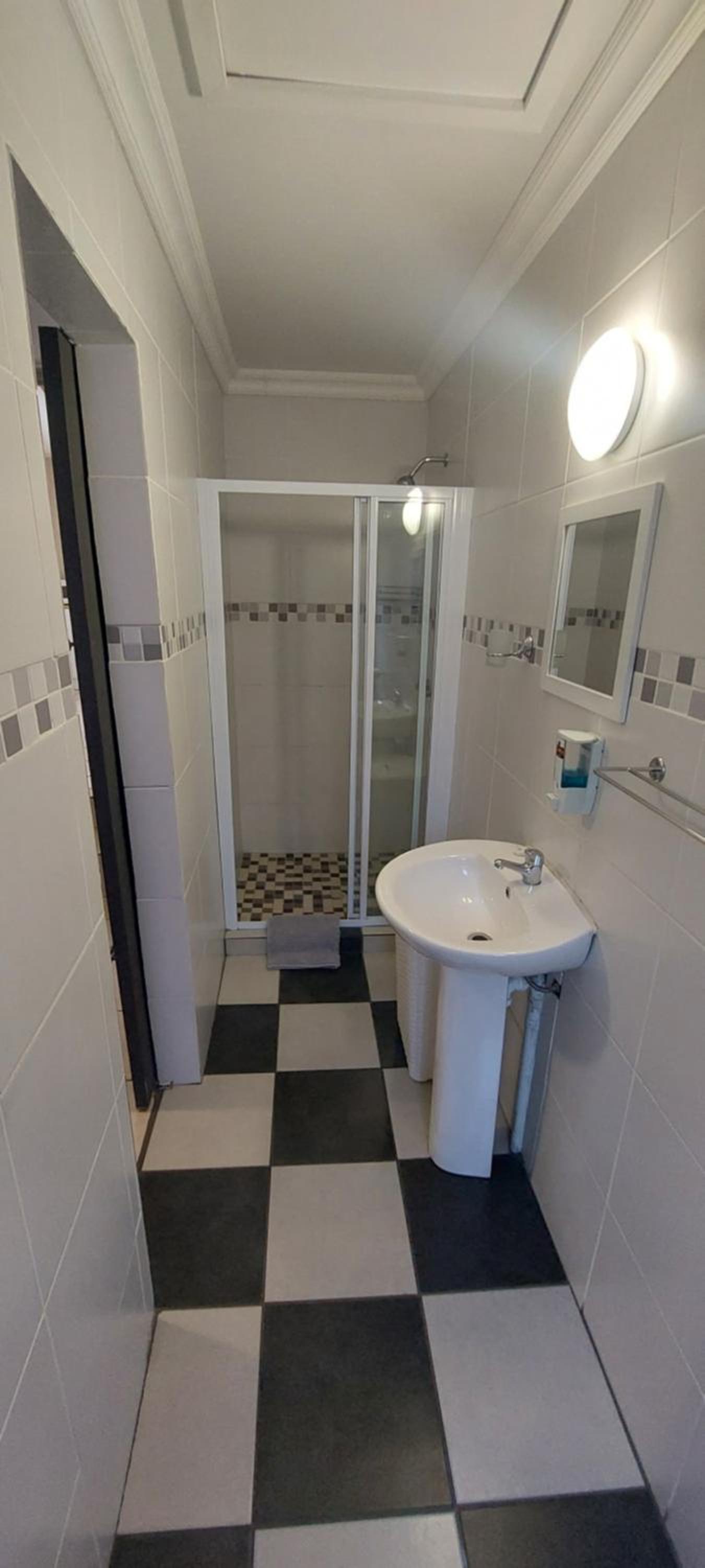 SuNel's Guest Rooms 16/16