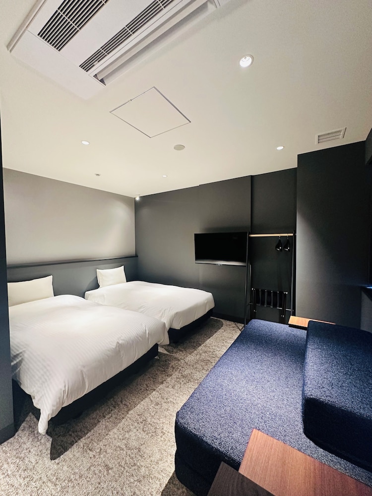 SUPERIOR, TWIN BEDS