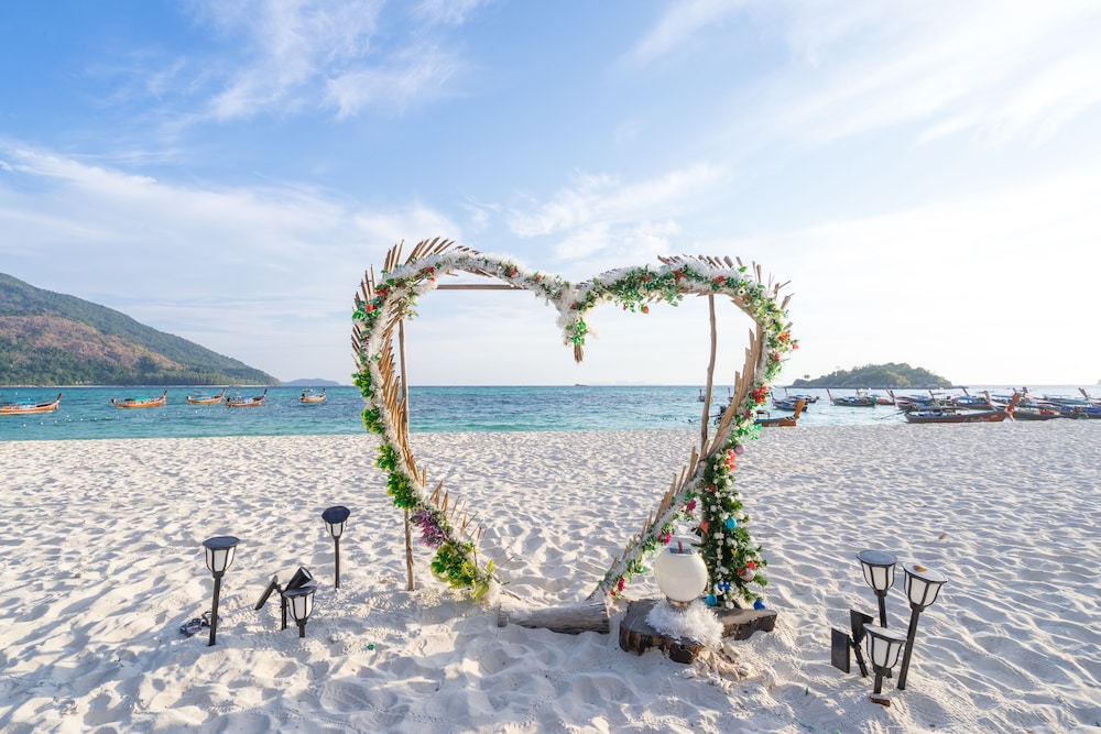 Lipe Beach Resort 38/50
