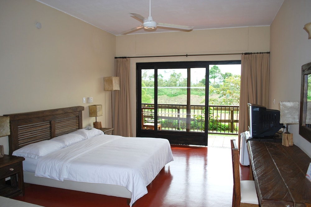 Decameron Panaca 11/50