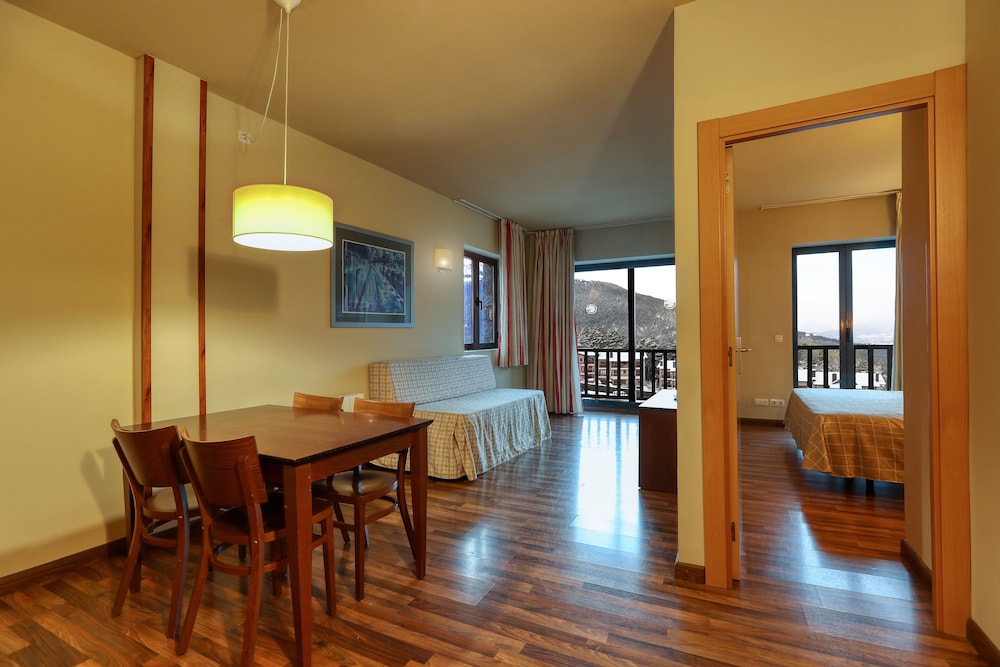Guitart La Molina Aparthotel Spa 27/50