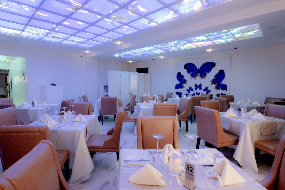 Wells Carlton Hotel and Apartment Abuja 47/57