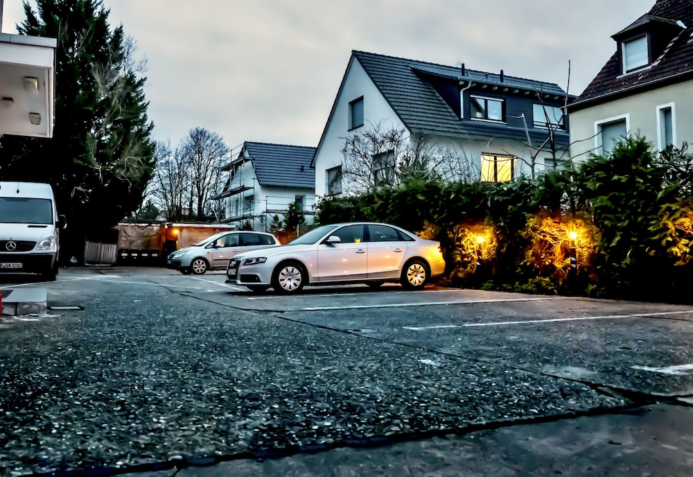 Parkhotel Lindenhof 32/40