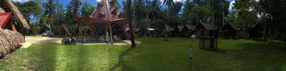 Nipa Hut Village 26/33