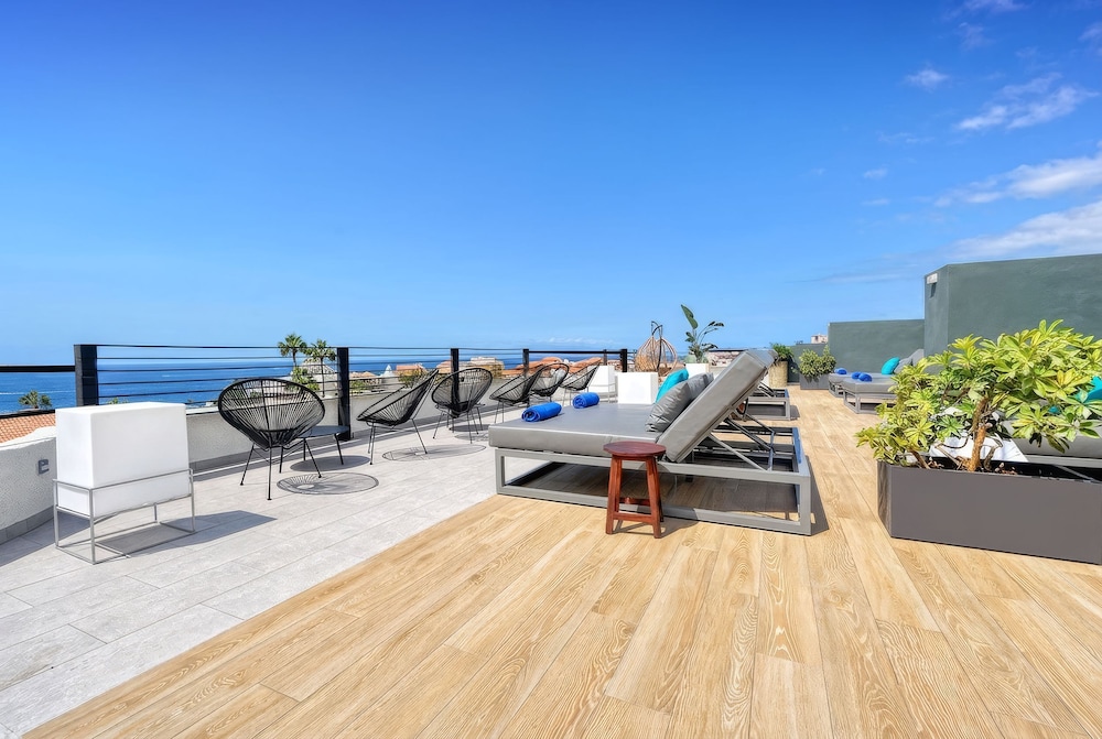 HOVIMA Suites Costa Adeje 34/64