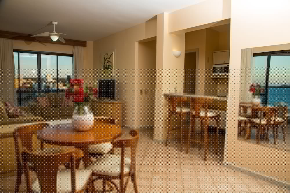 Ingleses Praia Hotel 46/50