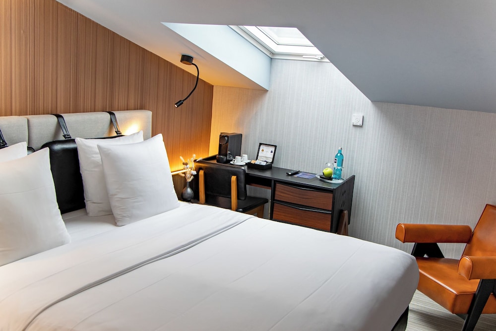 MUZE Hotel Dusseldorf - Handwritten Collection 8/49