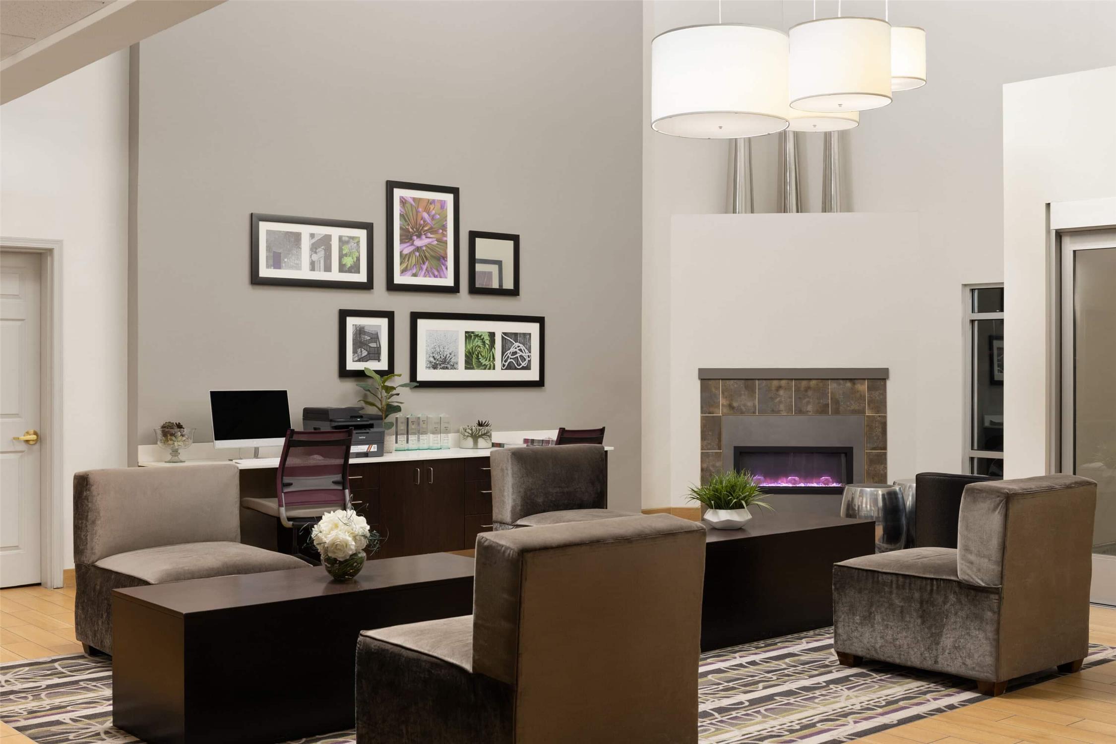 La Quinta Inn & Suites by Wyndham Spokane Valley 21/33