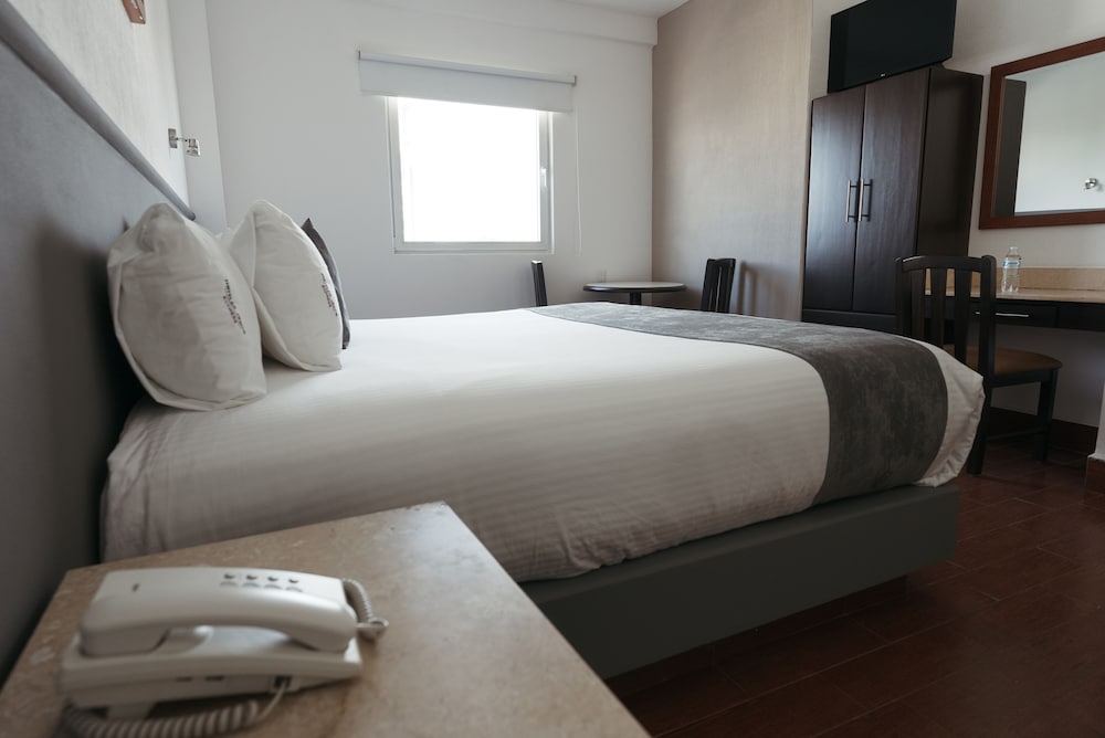 Eco Express Hotel Poliforum 18/32