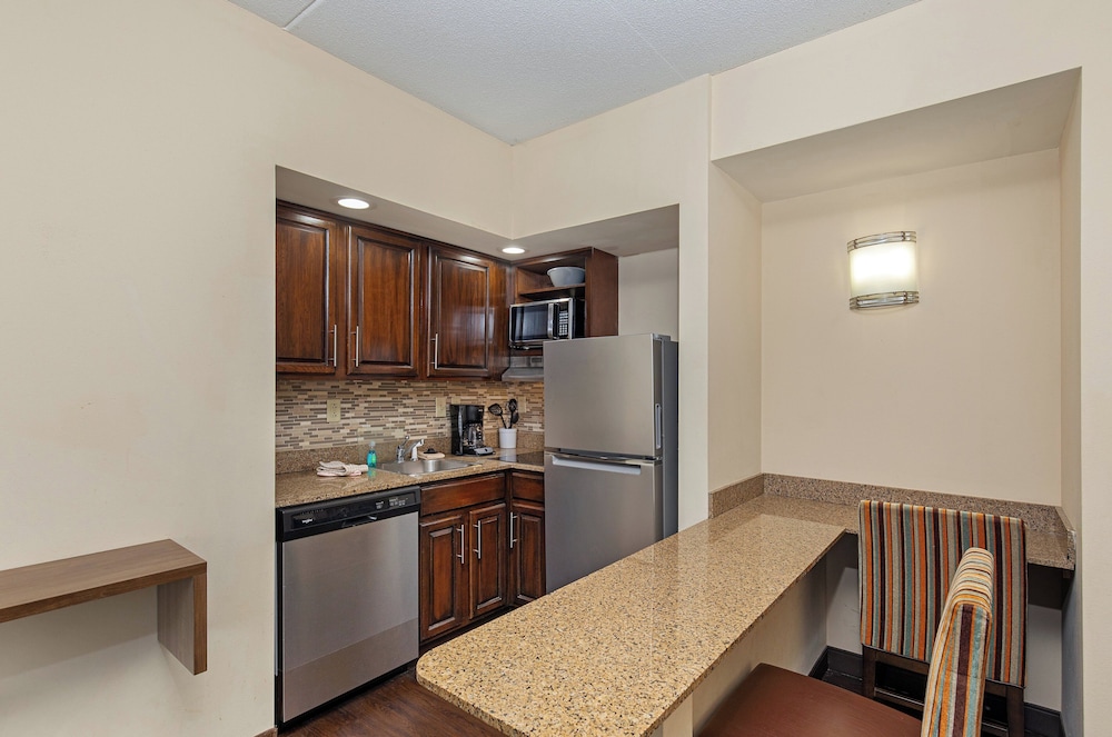 Staybridge Suites Knoxville Oak Ridge, an IHG Hotel 35/50