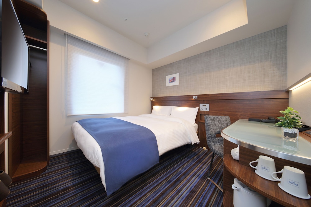 Keio Presso Inn Tokyo Station Yaesu 20/76