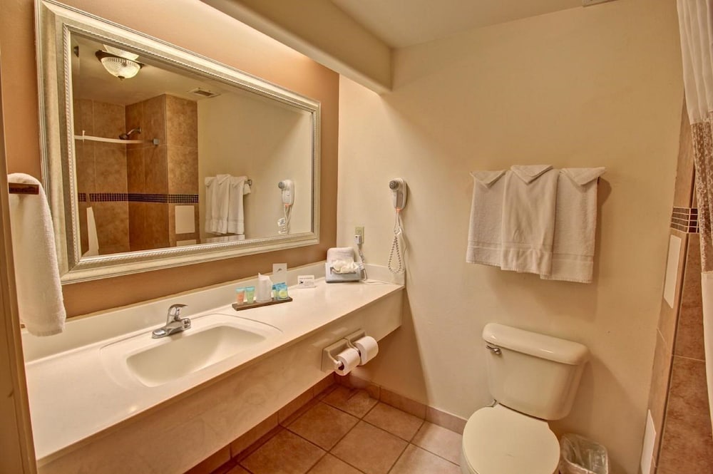 Home2 Suites by Hilton South Padre Island 26/72