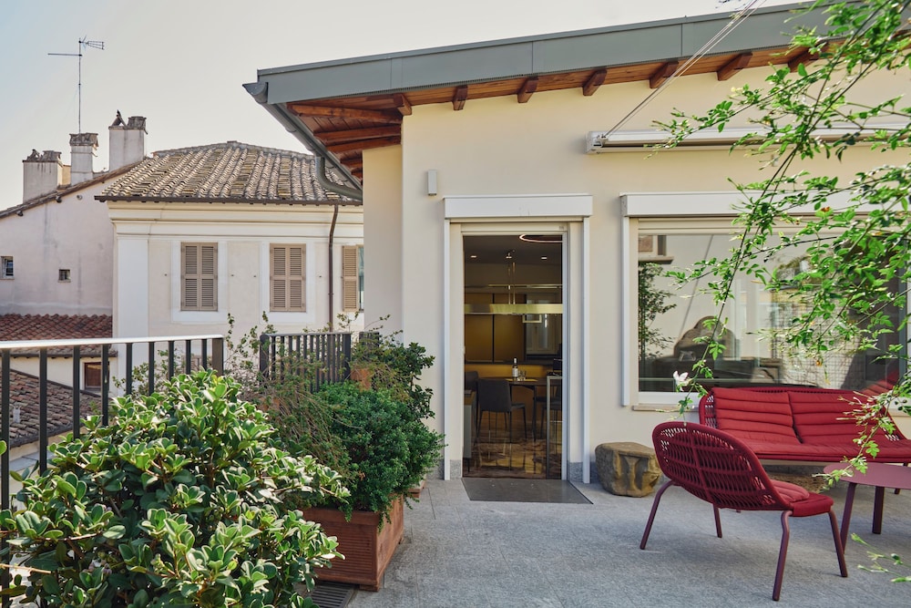 Palazzo delle Pietre Luxury Apartments 1/50