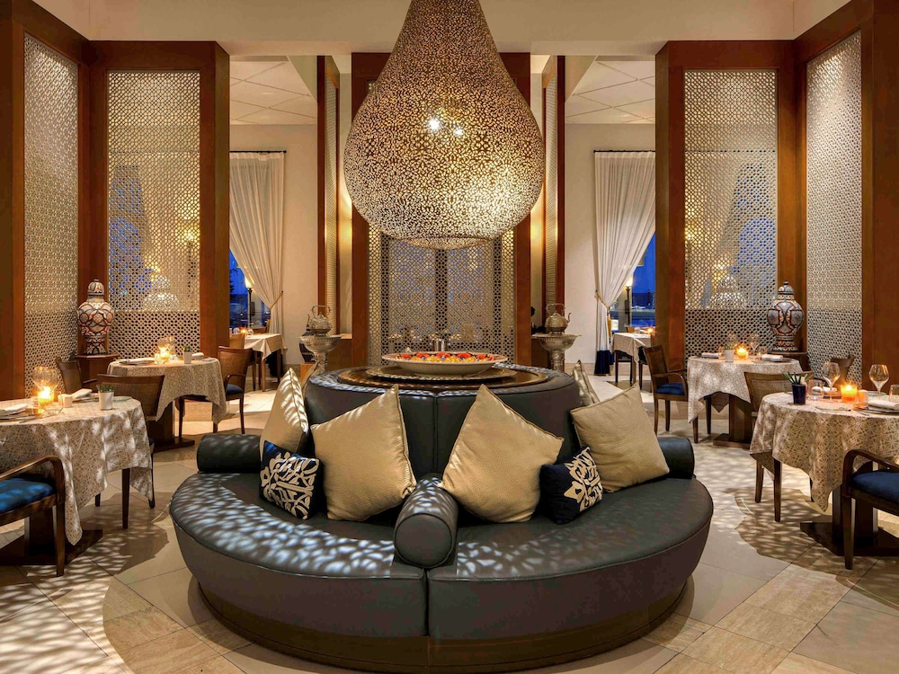 Banyan Tree Tamouda Bay 58/87