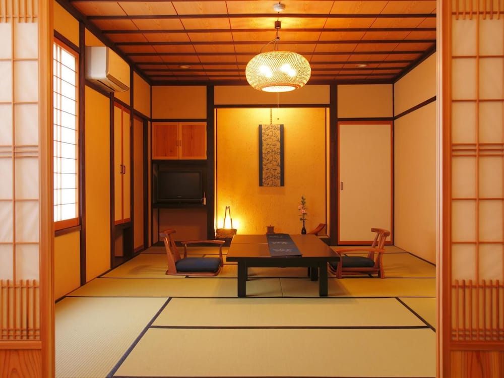 Hanaougi Bettei Iiyama 37/50